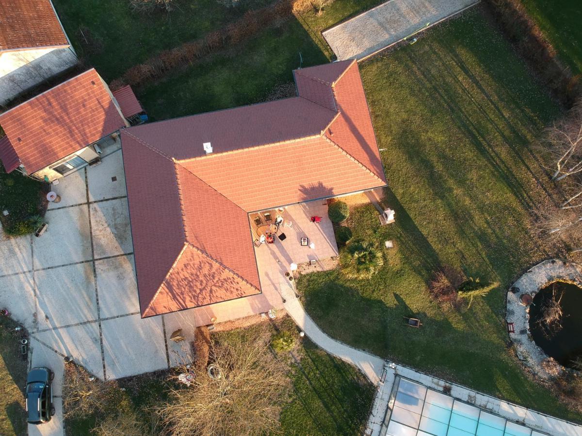 Alaguyauder Le Studio Chatillon-sur-Broue ภายนอก รูปภาพ